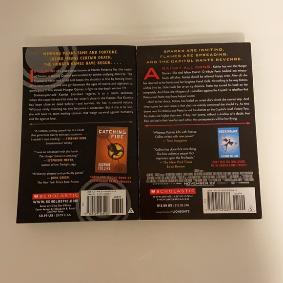 The Hunger Games by Suzanne Collins - Picture 2 of 2